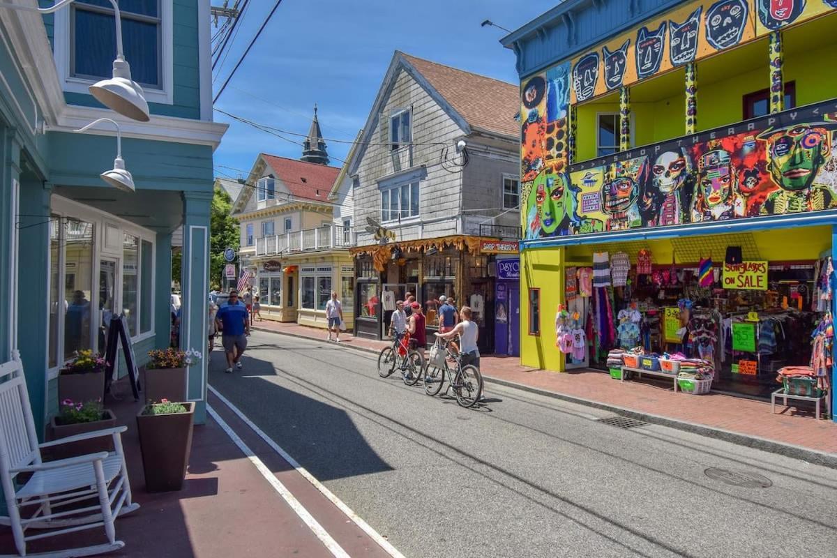 Center Of Town Steps Away Private Deck Lägenhet Provincetown Exteriör bild